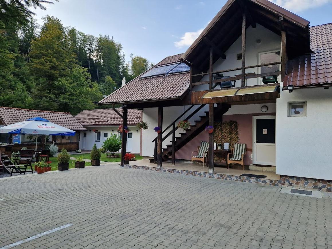 Casa Popa'S Hotel คือร์ตีโชอารา ภายนอก รูปภาพ