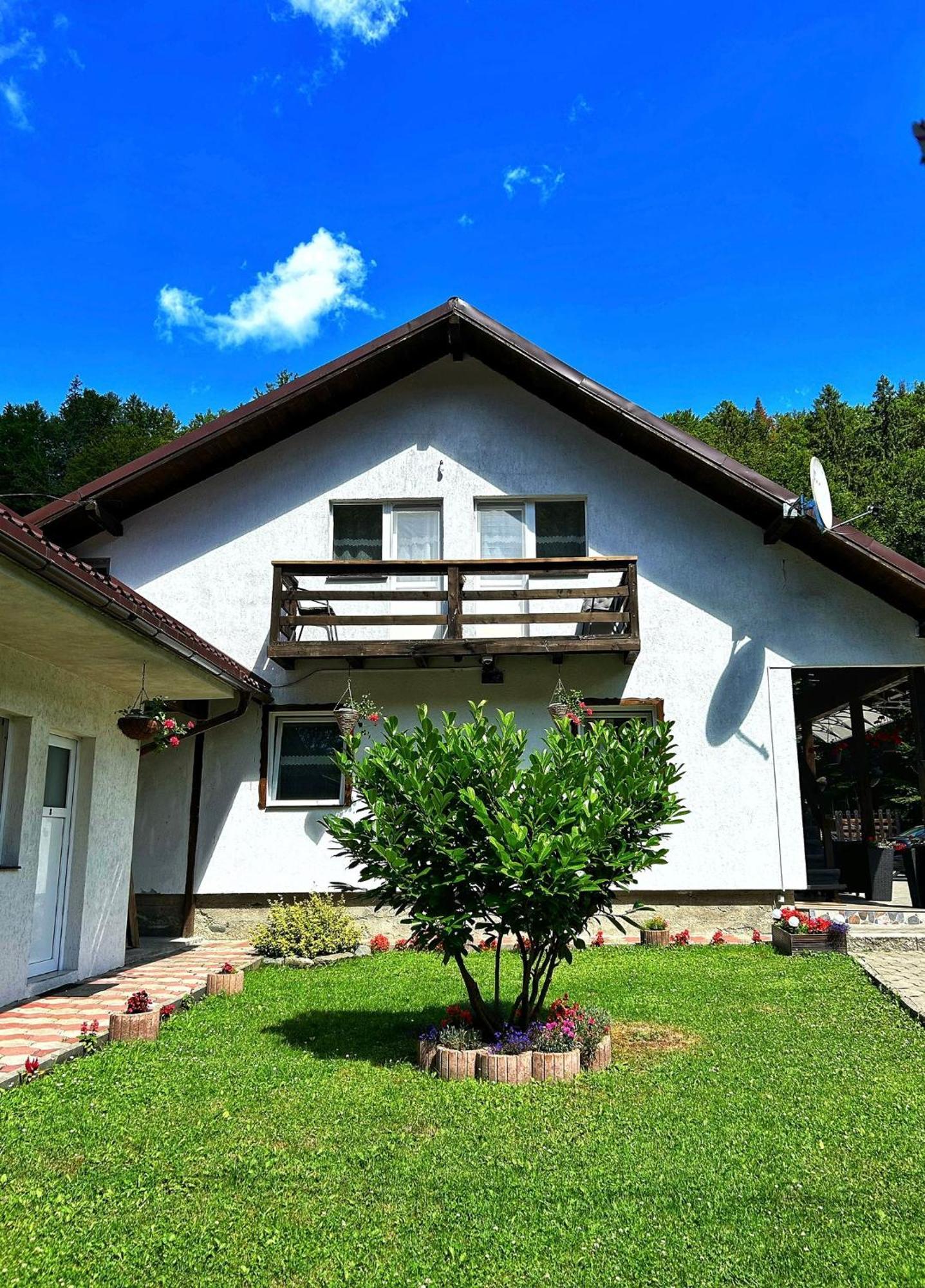 Casa Popa'S Hotel คือร์ตีโชอารา ภายนอก รูปภาพ