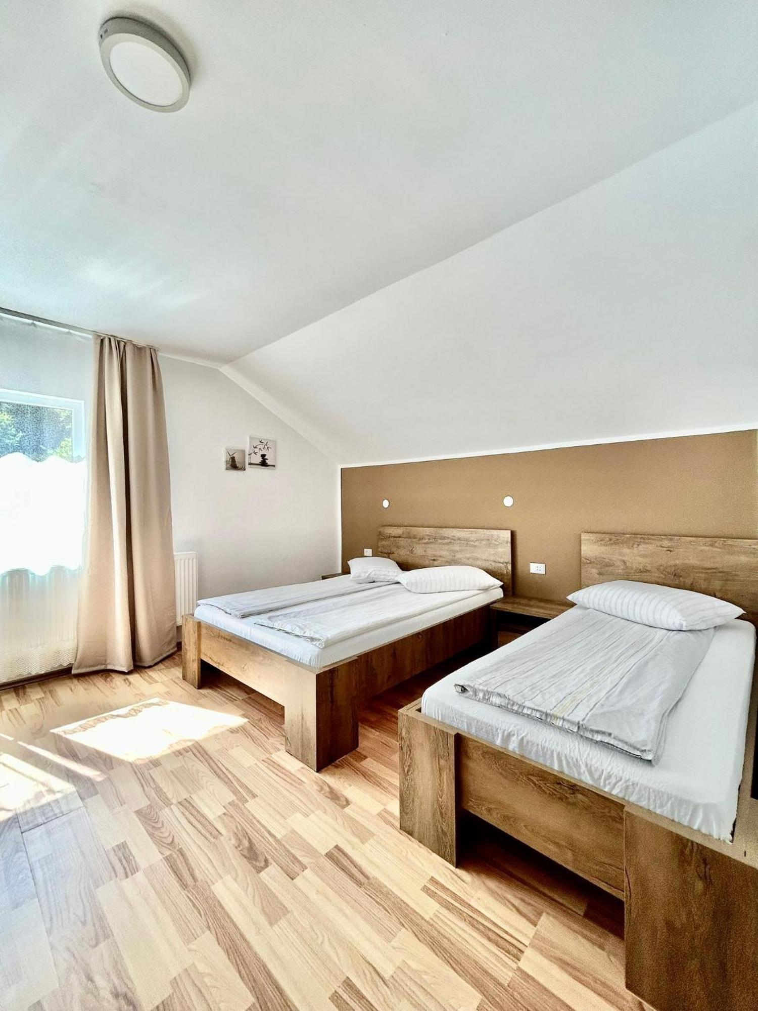 Casa Popa'S Hotel คือร์ตีโชอารา ภายนอก รูปภาพ